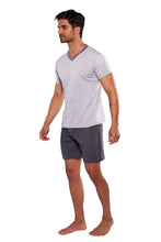 Cargar imagen en el visor de la galería, Pijama Urban Conjunto Playera y Bermuda Con Bolsa, 5029