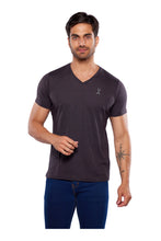 Cargar imagen en el visor de la galería, Playera Alfani Urban Cuello V, 0127