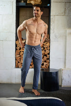 Cargar imagen en el visor de la galería, Pijama Urban Conjunto Playera y Pantalón Con Bolsa, 5032