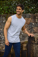 Cargar imagen en el visor de la galería, Camiseta Músculo Sin Mangas, JR410