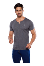 Cargar imagen en el visor de la galería, Playera Alfani Urban Cuello Aletilla, 0129