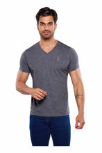 Cargar imagen en el visor de la galería, Playera Alfani Urban Cuello V, 0127