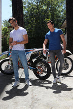 Cargar imagen en el visor de la galería, Pack 3 Playeras Cuello V Alfani Urban, 0127-3