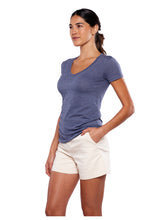 Cargar imagen en el visor de la galería, Playera Cuello V Algodon Premium, DA9050