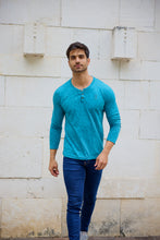 Cargar imagen en el visor de la galería, Playera Manga Larga Deportiva Cuello Aletilla, 0124